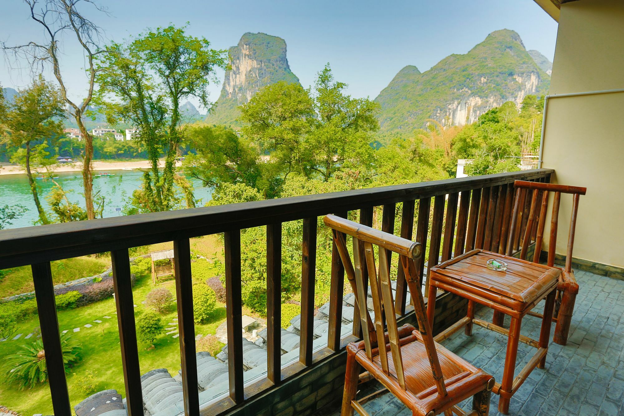 Yangshuo River Lodge Hotel ภายนอก รูปภาพ